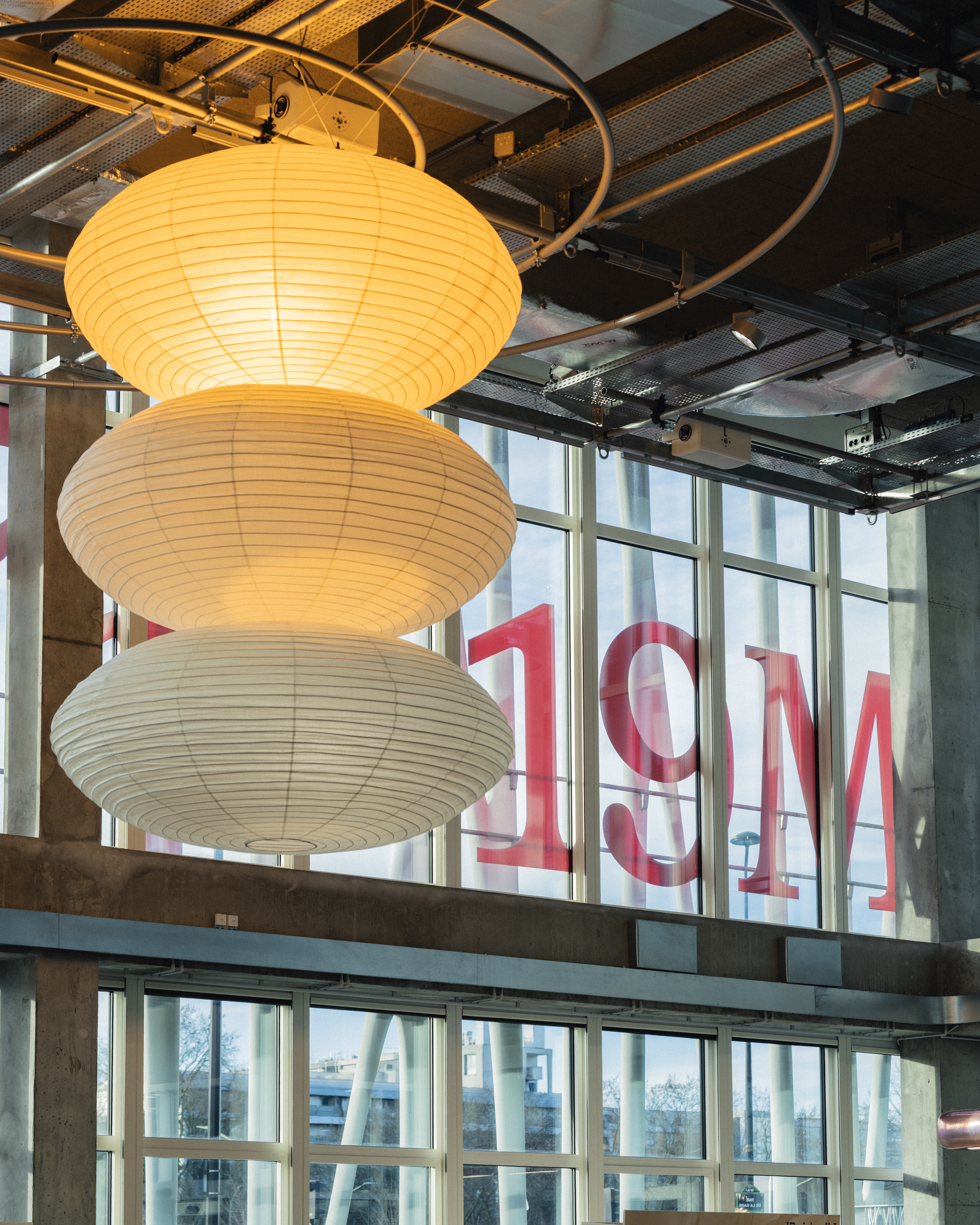 Le 19M apresenta Beyond Our Horizons